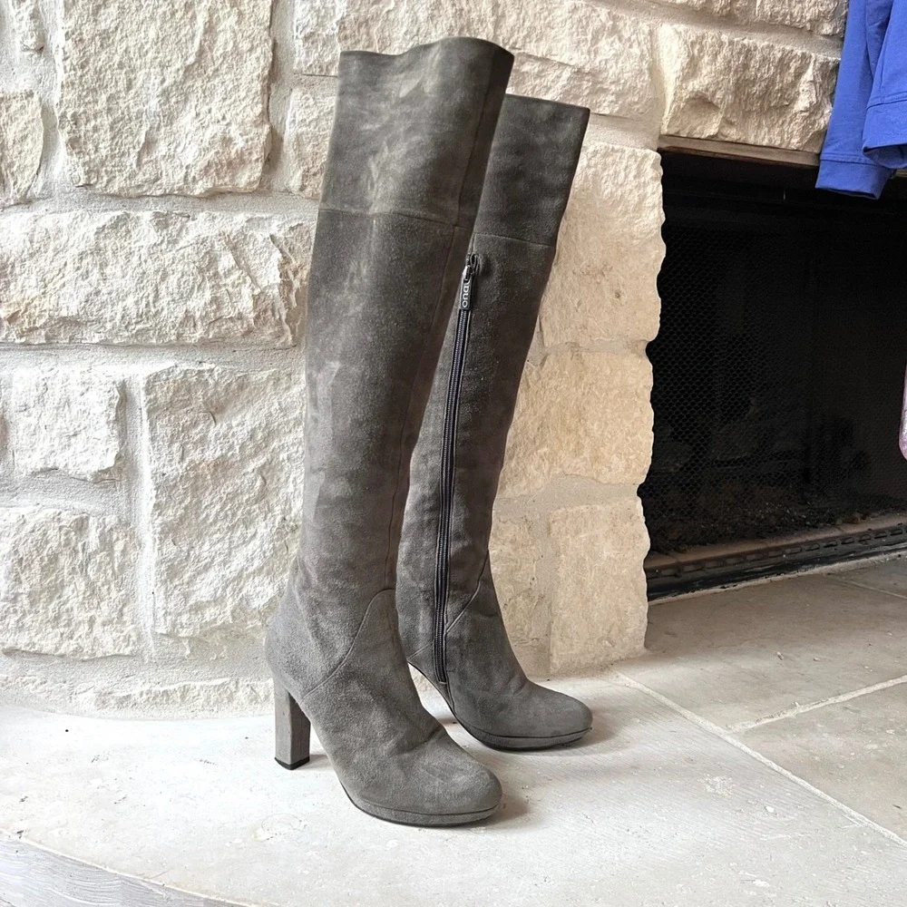 Duo Grey Suede Knee‎ High Heeled Boots Size EU 36B